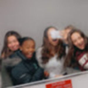 Meet your Posher, Aster